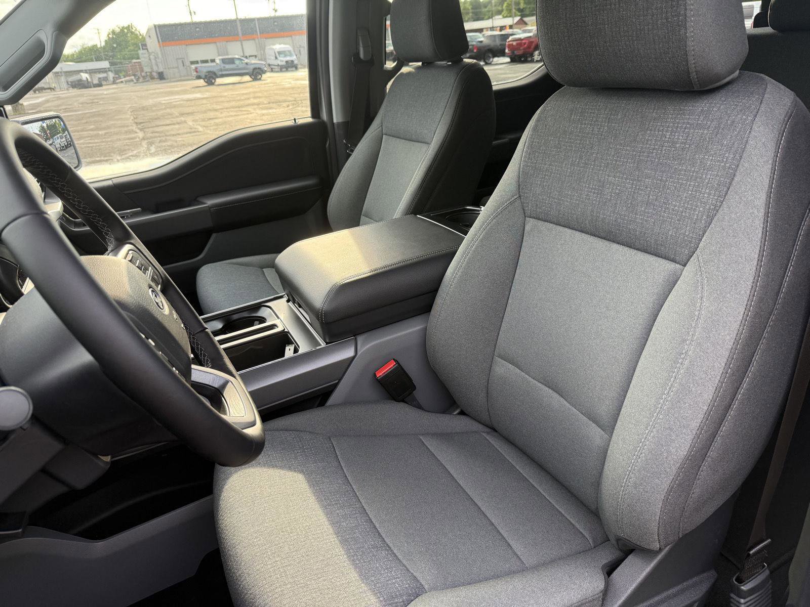 New 2025 Ford F150 XLT w/ Equipment Group 302A MID image 11