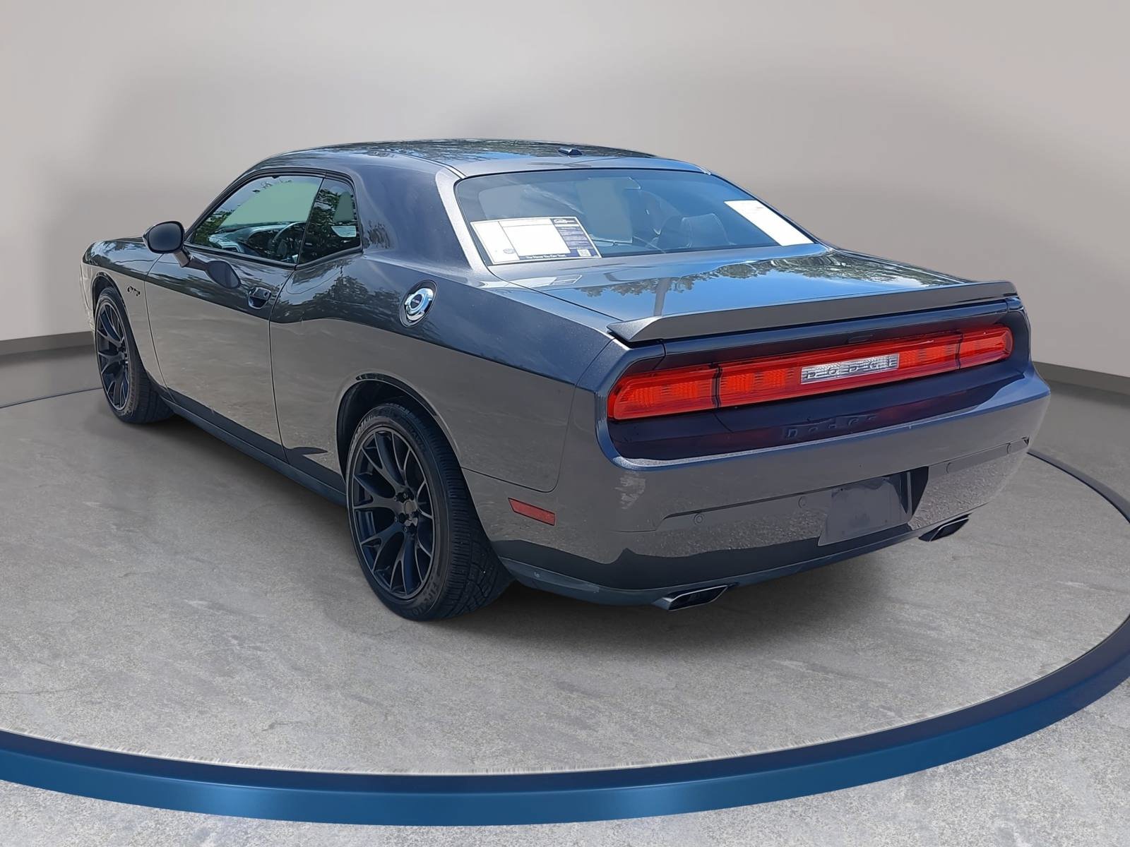 Used 2014 Dodge Challenger R/T RWD image 7