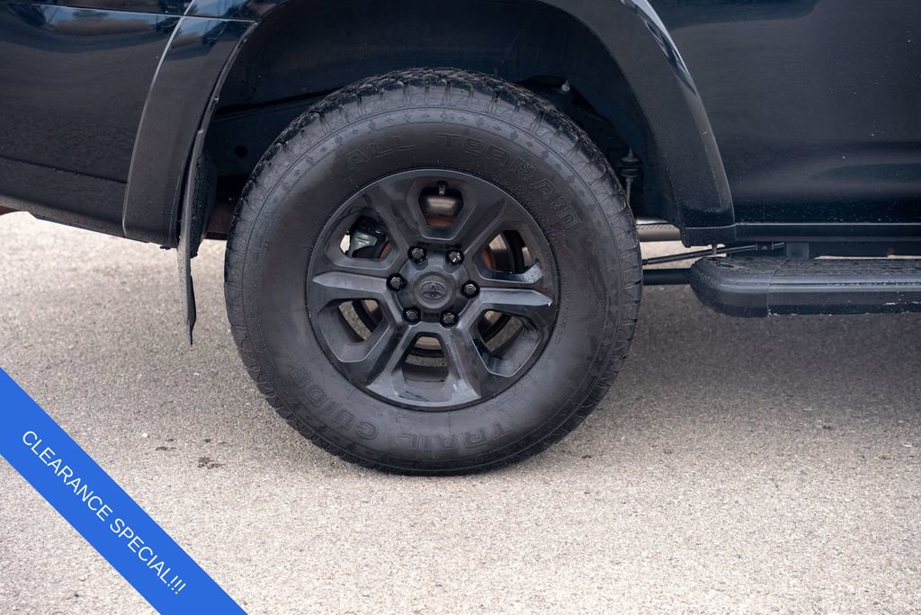 Used 2023 Toyota 4Runner SR5 Premium image 9