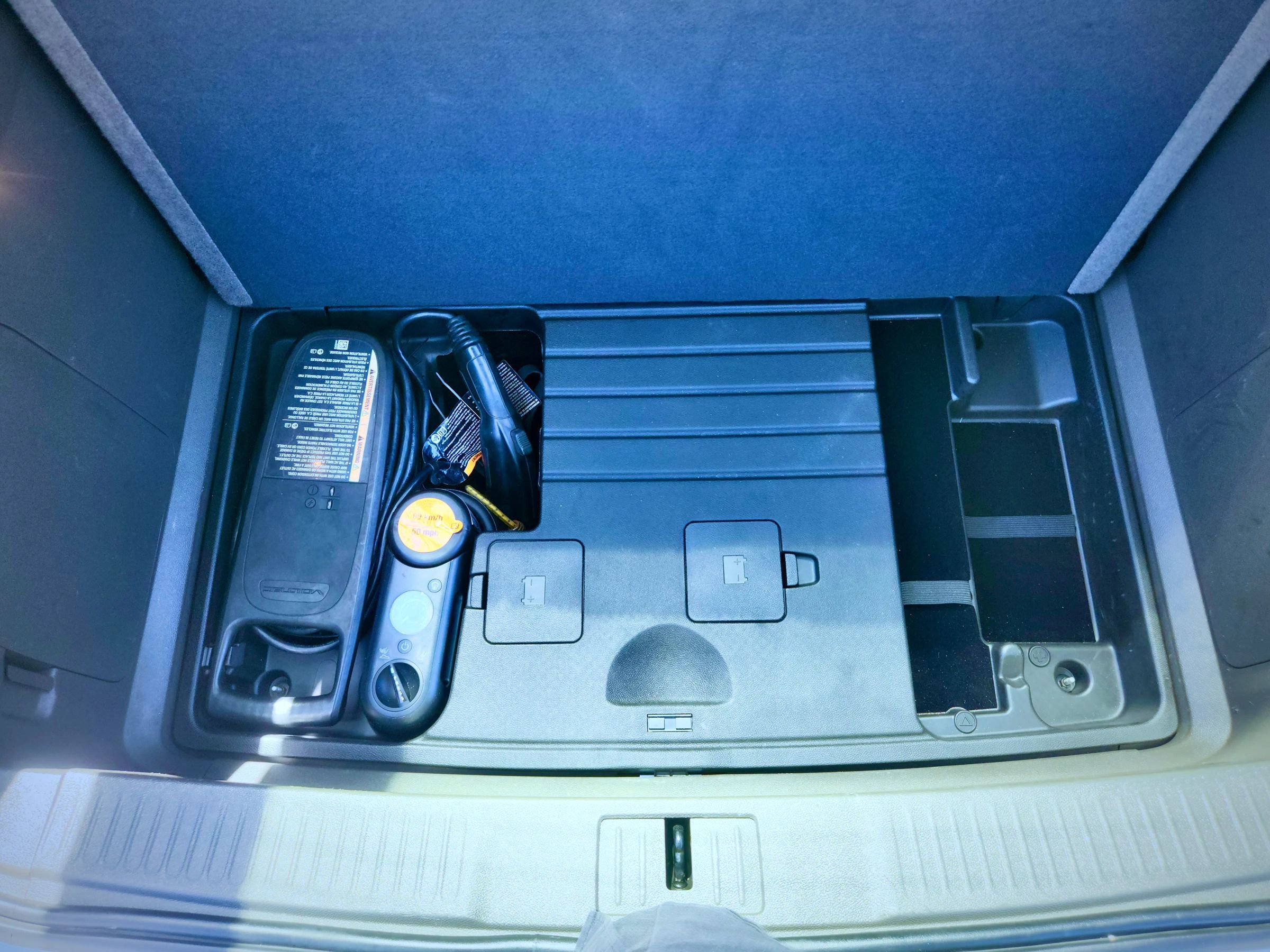 Used 2013 Chevrolet Volt Premium w/ Premium Trim Package image 23