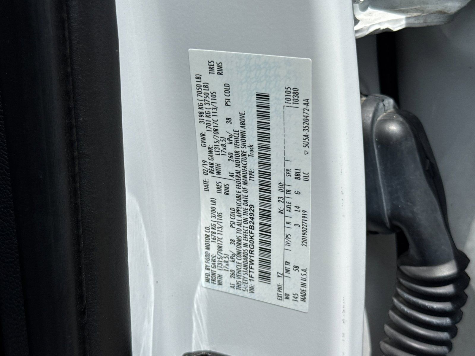 Used 2019 Ford F150 Raptor w/ Equipment Group 802A Luxury AWD/4WD image 38