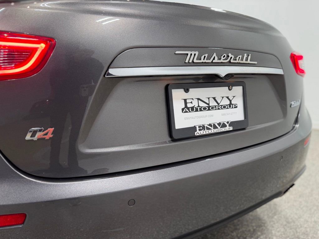 Used 2016 Maserati Ghibli S Q4 AWD/4WD image 17