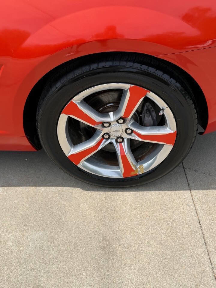 Used 2010 Chevrolet Camaro SS w/ RS Package image 12