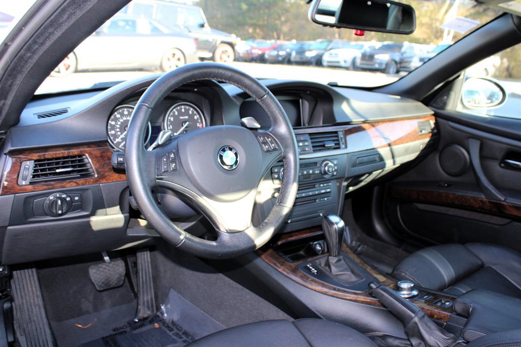 Used 2008 BMW 335i Convertible image 20