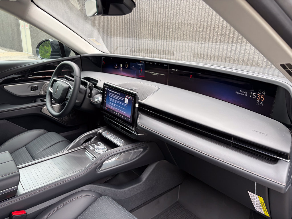 New 2026 Lincoln Nautilus Reserve AWD/4WD image 31