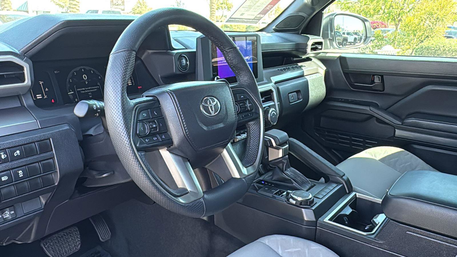 Used 2025 Toyota Tacoma SR5 image 23