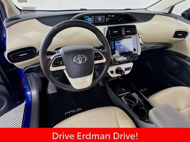 Certified 2018 Toyota Prius Three FWD image 7
