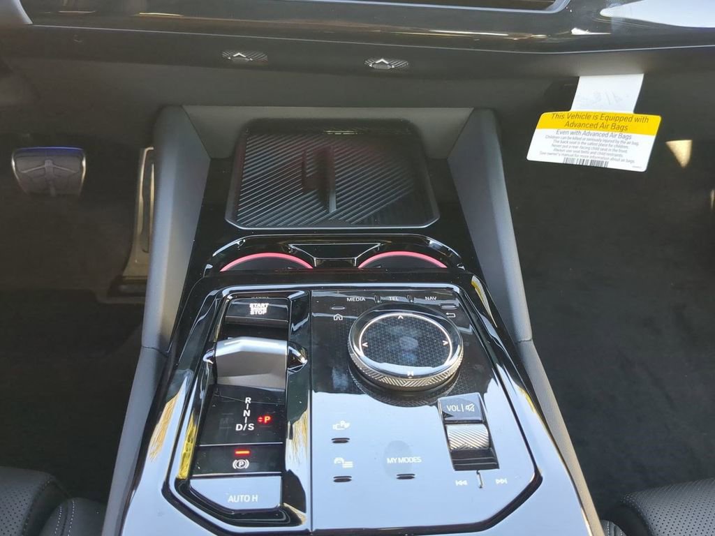 New 2026 BMW 530i xDrive w/ M Sport Package AWD/4WD image 19