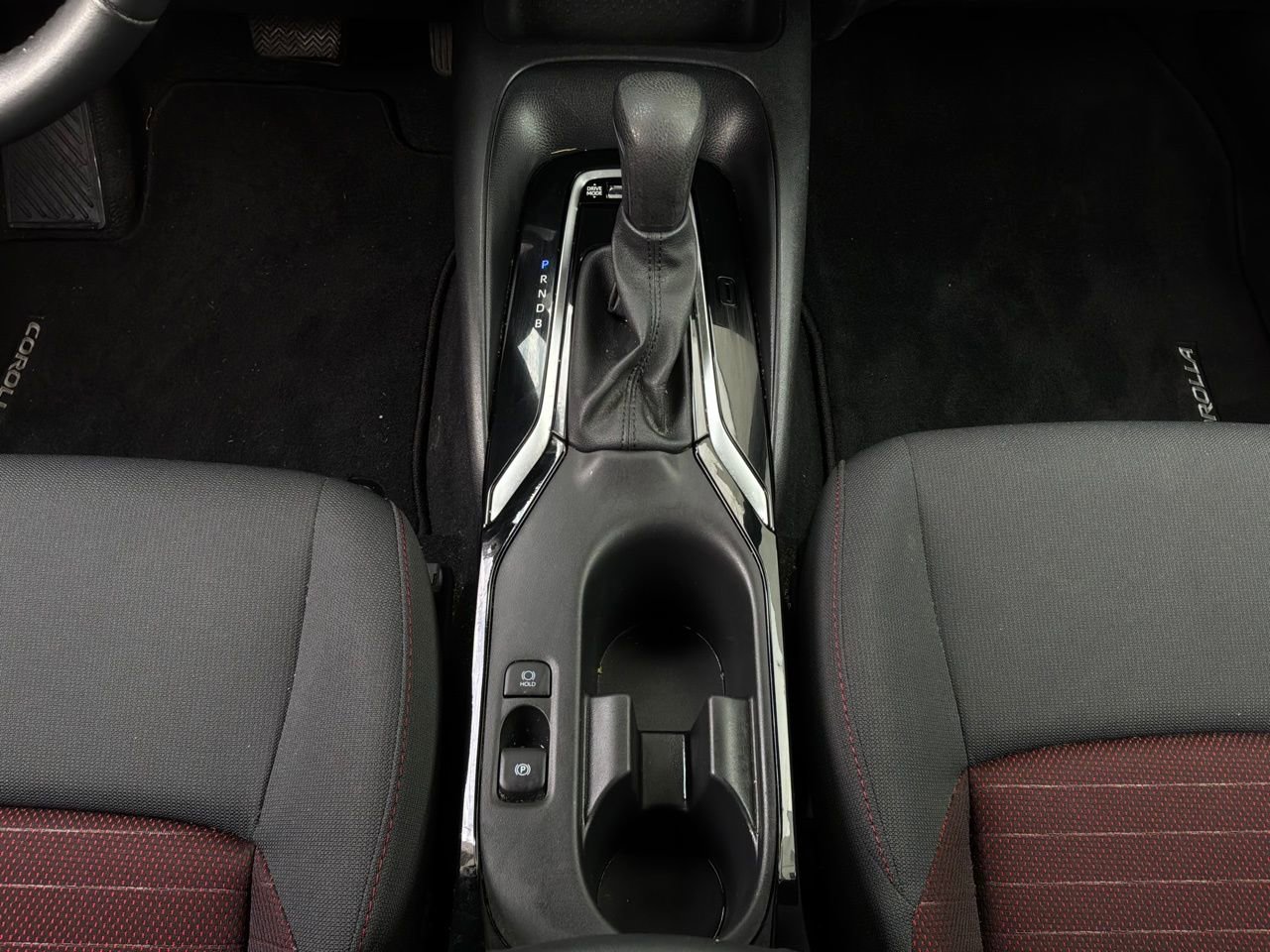 Used 2024 Toyota Corolla SE image 14