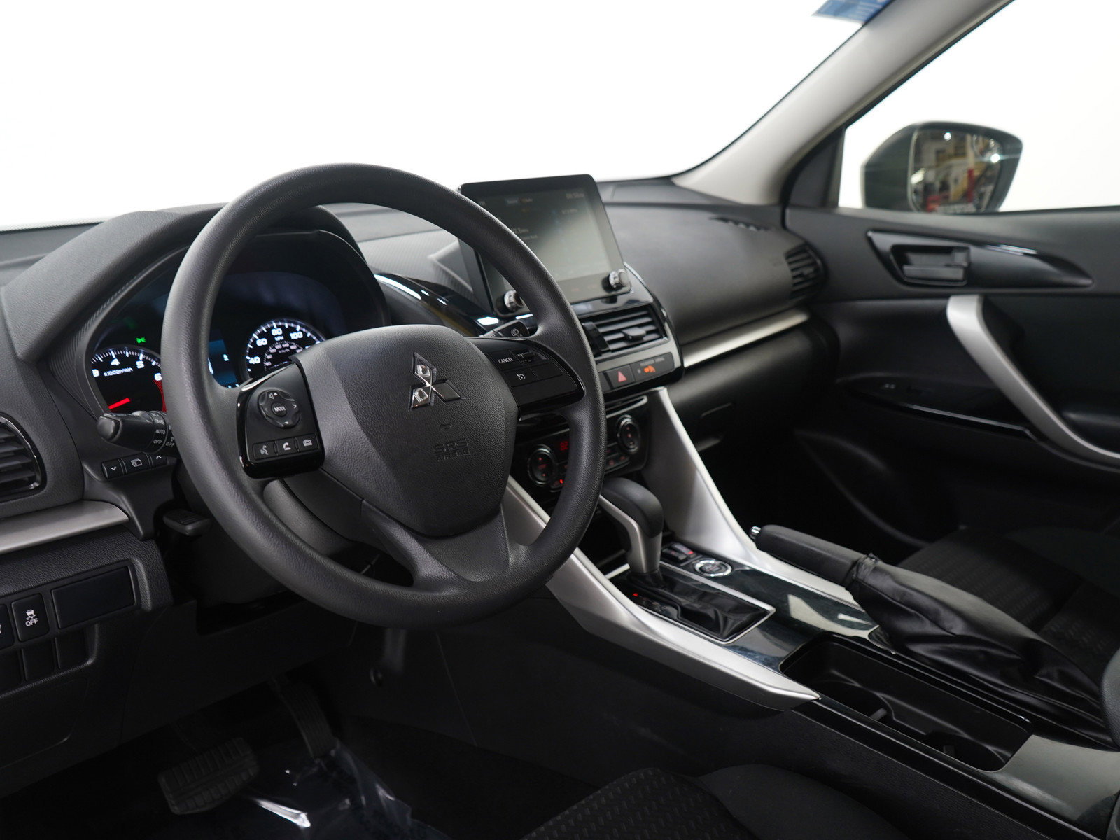 Used 2023 Mitsubishi Eclipse Cross LE image 24