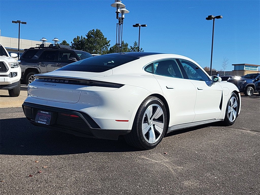 Used 2022 Porsche Taycan 4S image 4
