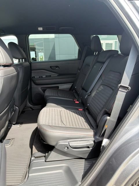 New 2026 Nissan Pathfinder Rock Creek AWD/4WD image 8