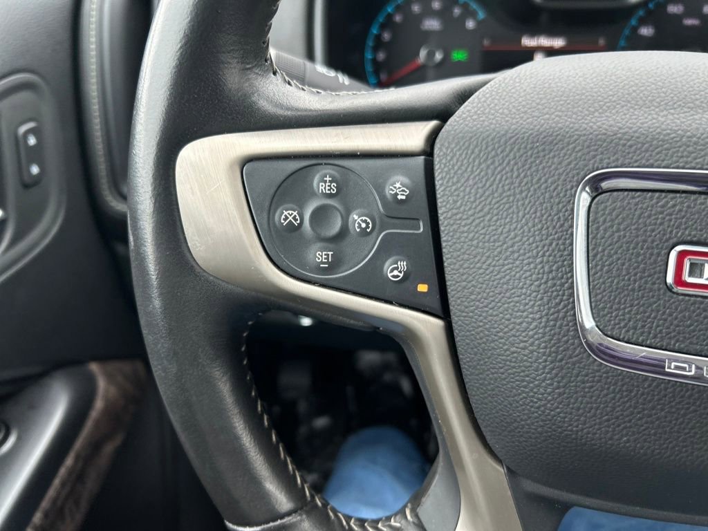 Used 2022 GMC Canyon Denali image 17