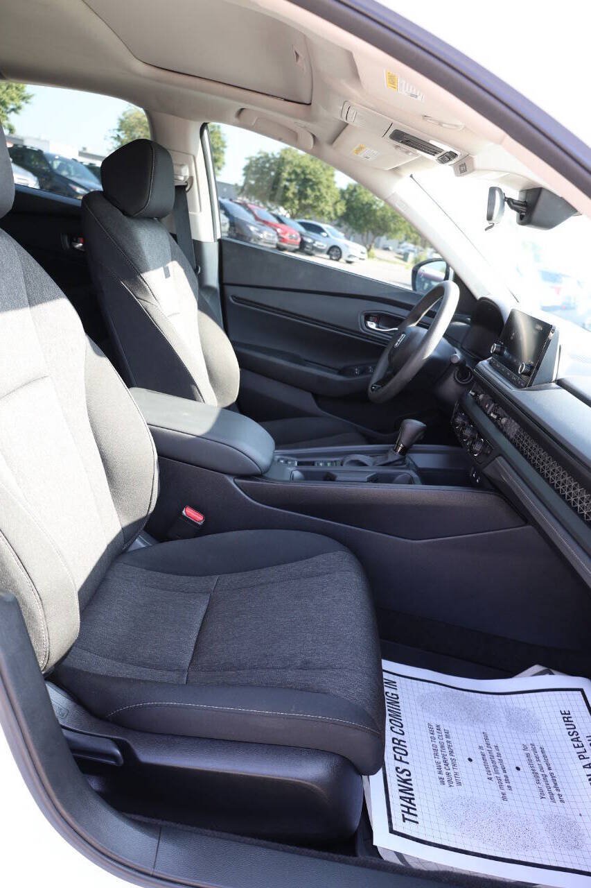 Used 2024 Honda Accord EX image 15