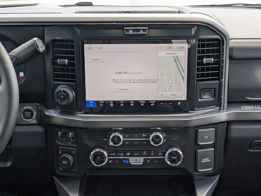 New 2026 Ford F250 Lariat w/ Black Appearance Package image 19