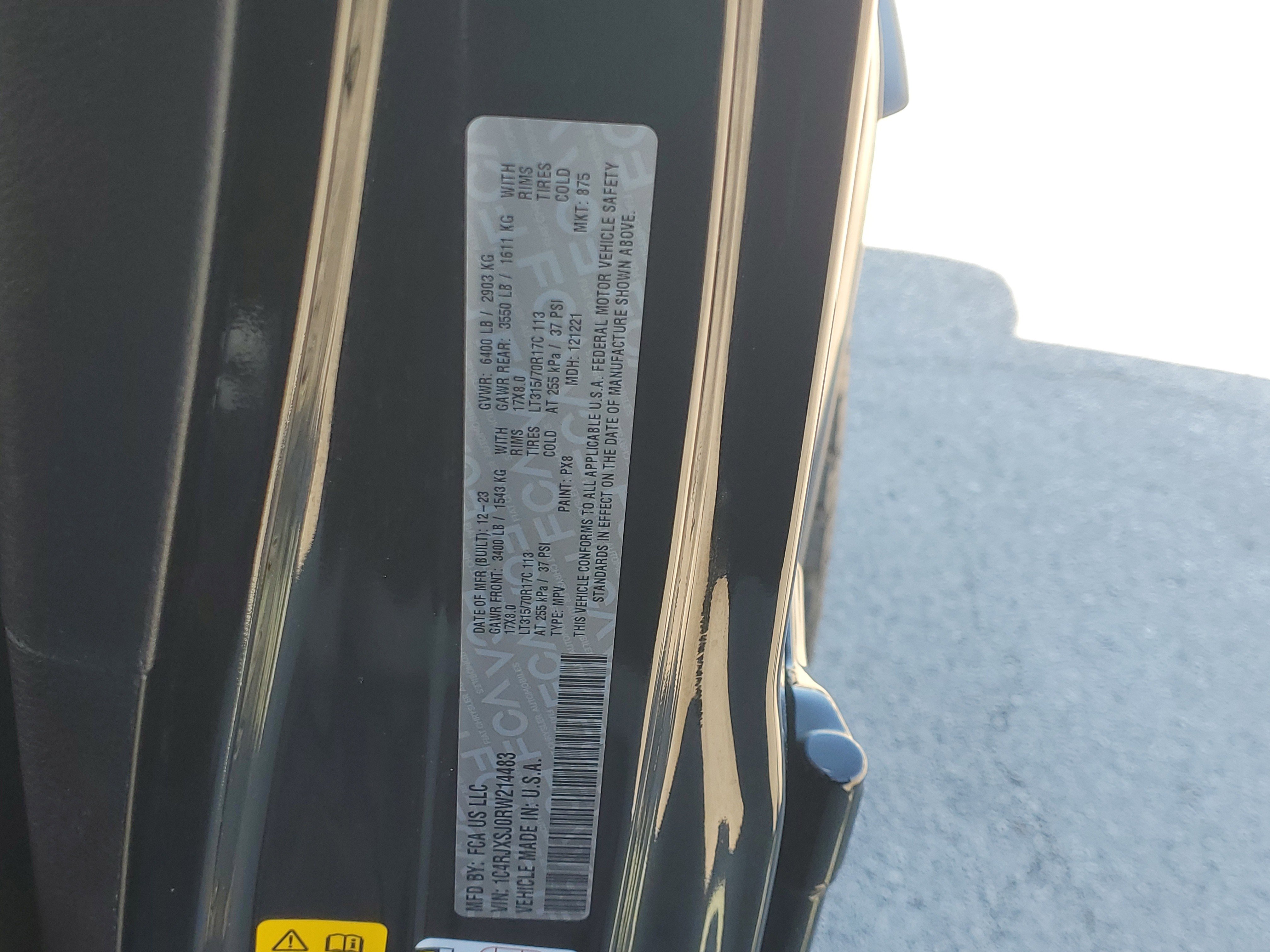 Used 2024 Jeep Wrangler Unlimited Rubicon 392 image 30