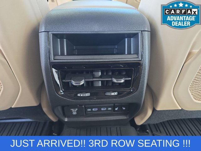 Used 2026 Jeep Grand Cherokee Limited AWD/4WD image 18