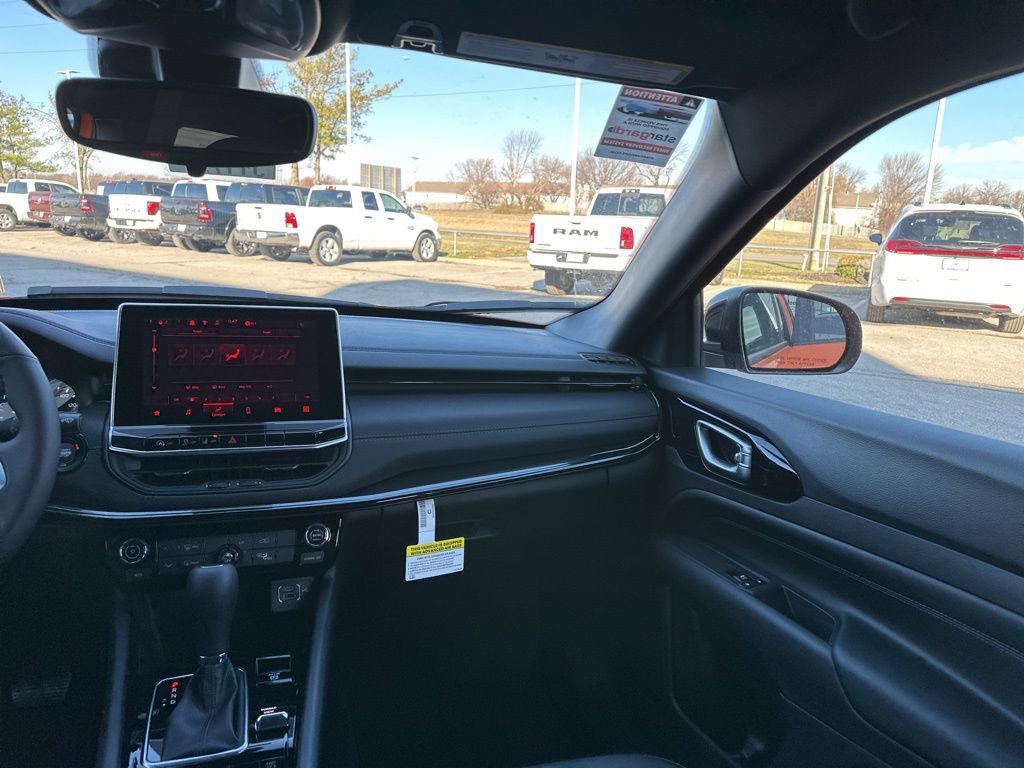 New 2026 Jeep Compass Latitude AWD/4WD image 51