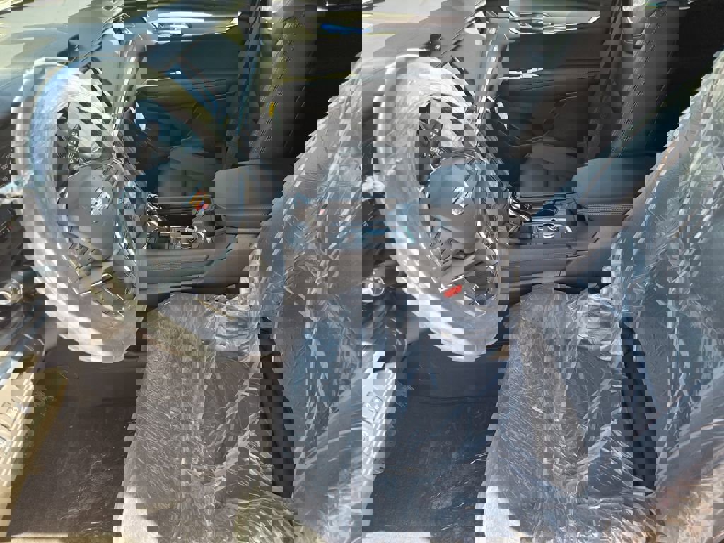 New 2026 Cadillac XT5 Luxury image 6