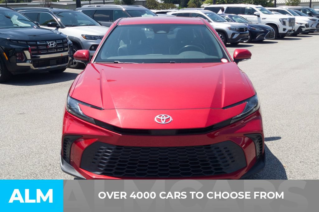 Used 2025 Toyota Camry SE FWD image 2
