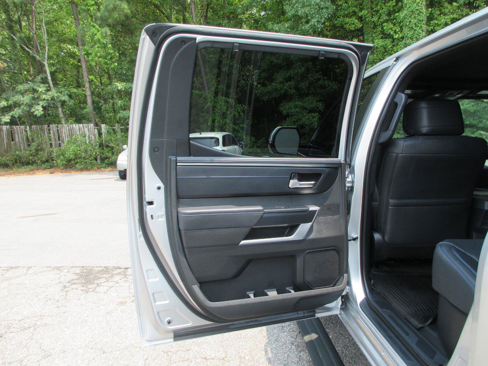 Used 2025 Toyota Tundra Platinum w/ TRD Off-Road Package AWD/4WD image 13