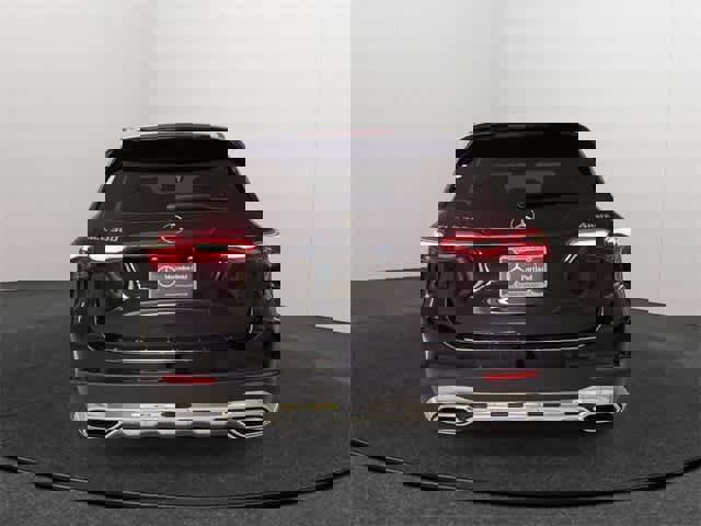 Certified 2025 Mercedes-Benz GLC 300 4MATIC image 3