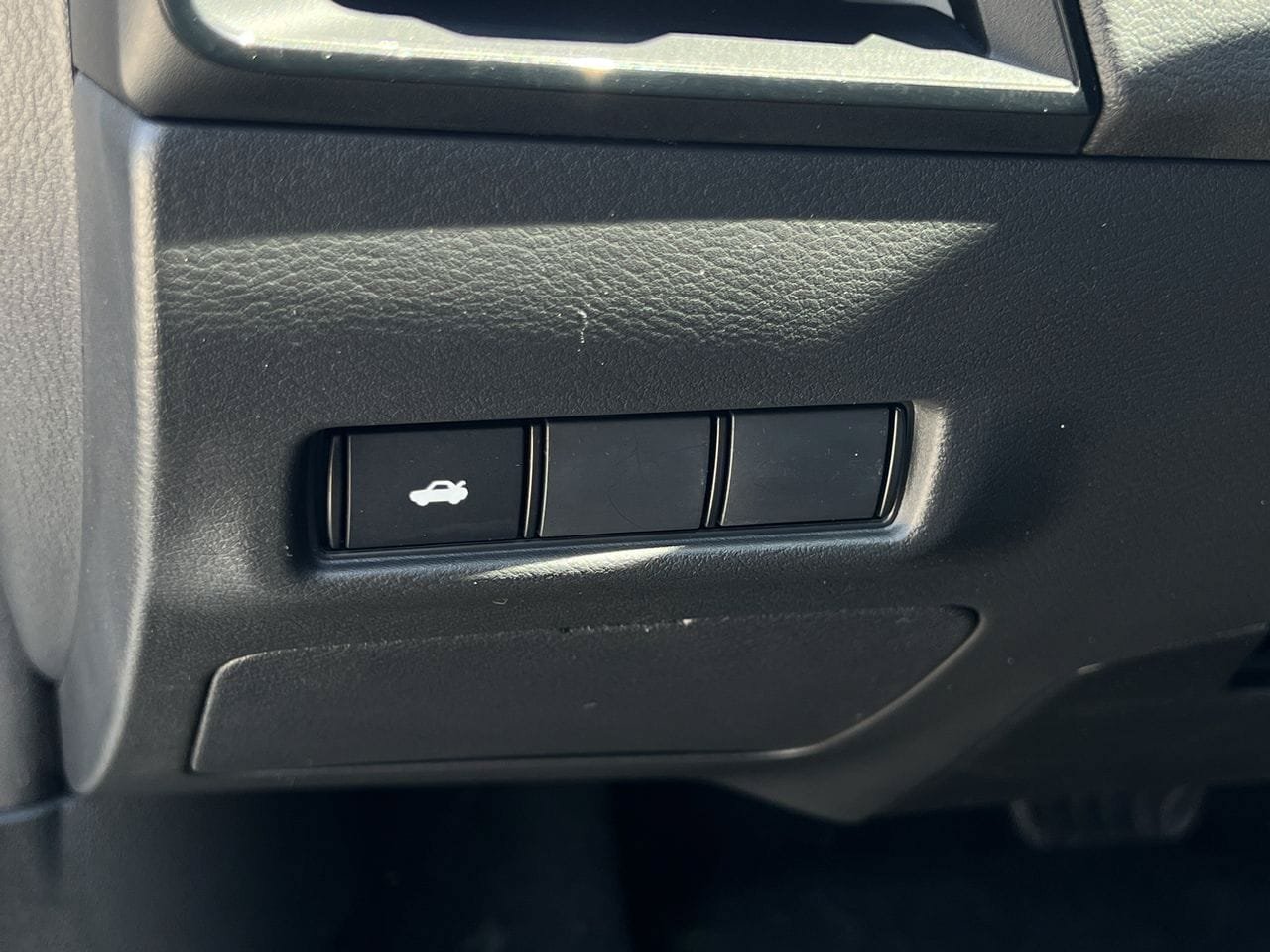 Certified 2026 Nissan Sentra SV w/ Floor Mat Package FWD image 10