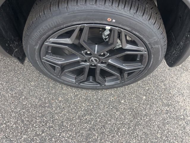 New 2026 Nissan Kicks SR image 32