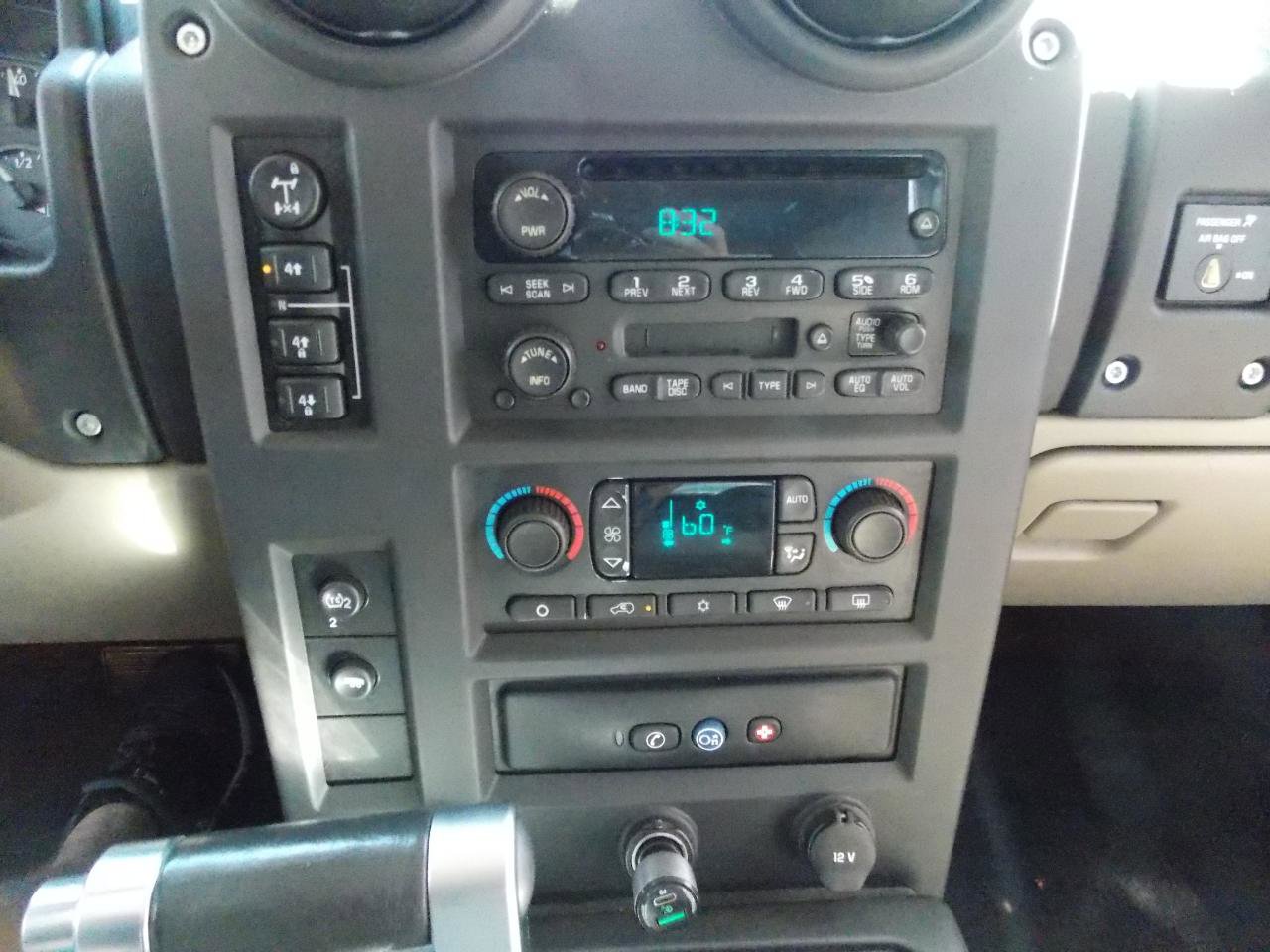 Used 2006 HUMMER H2 SUT image 10