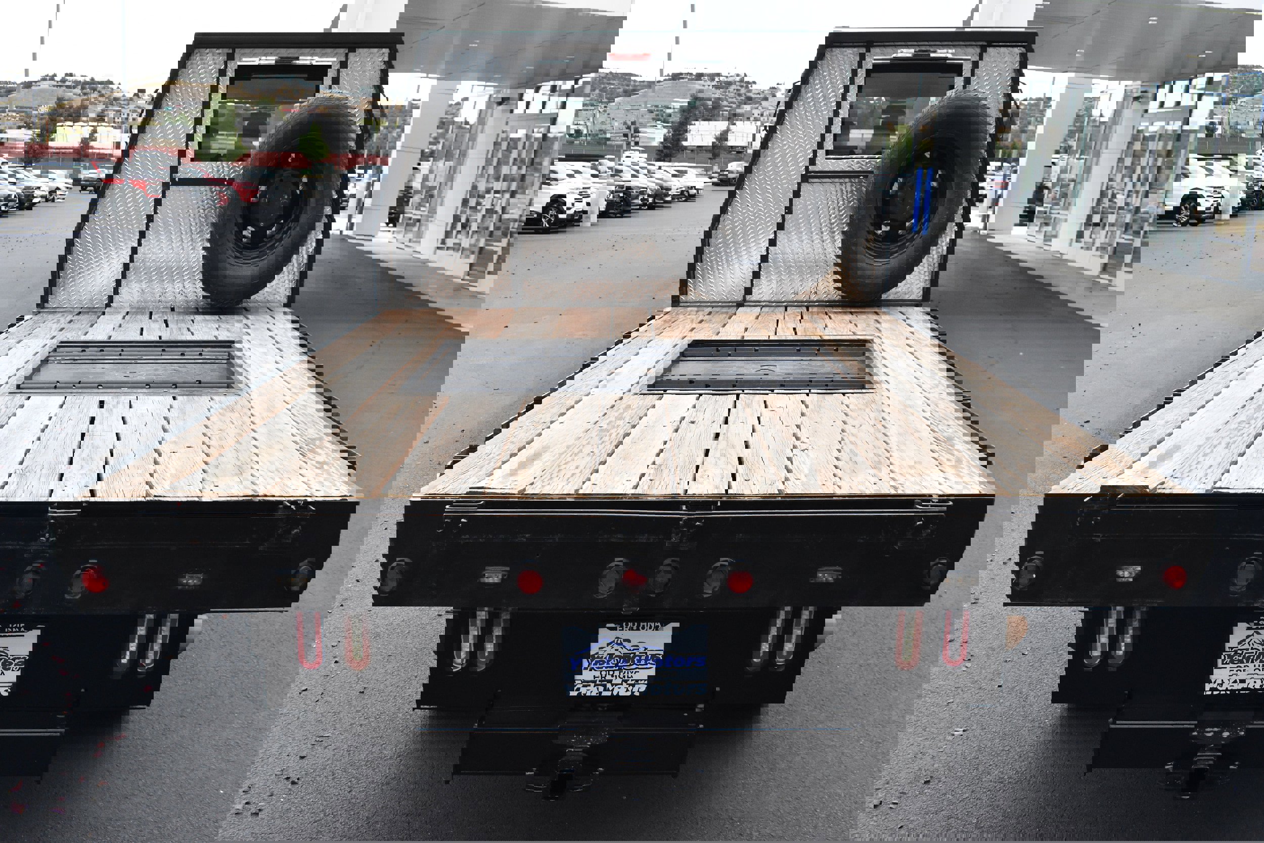 Used 2018 Ford F350 XLT w/ XLT Value Package image 6