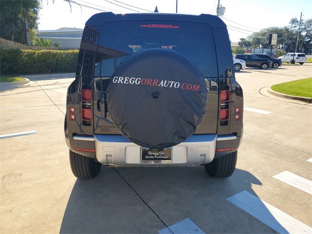 Used 2025 Land Rover Defender 110 S image 10