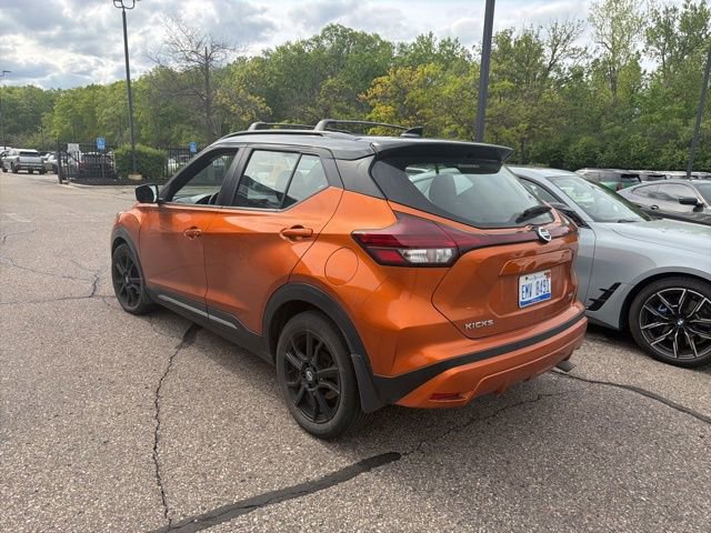 Used 2021 Nissan Kicks SR w/ Interior Electronics Package FWD image 8