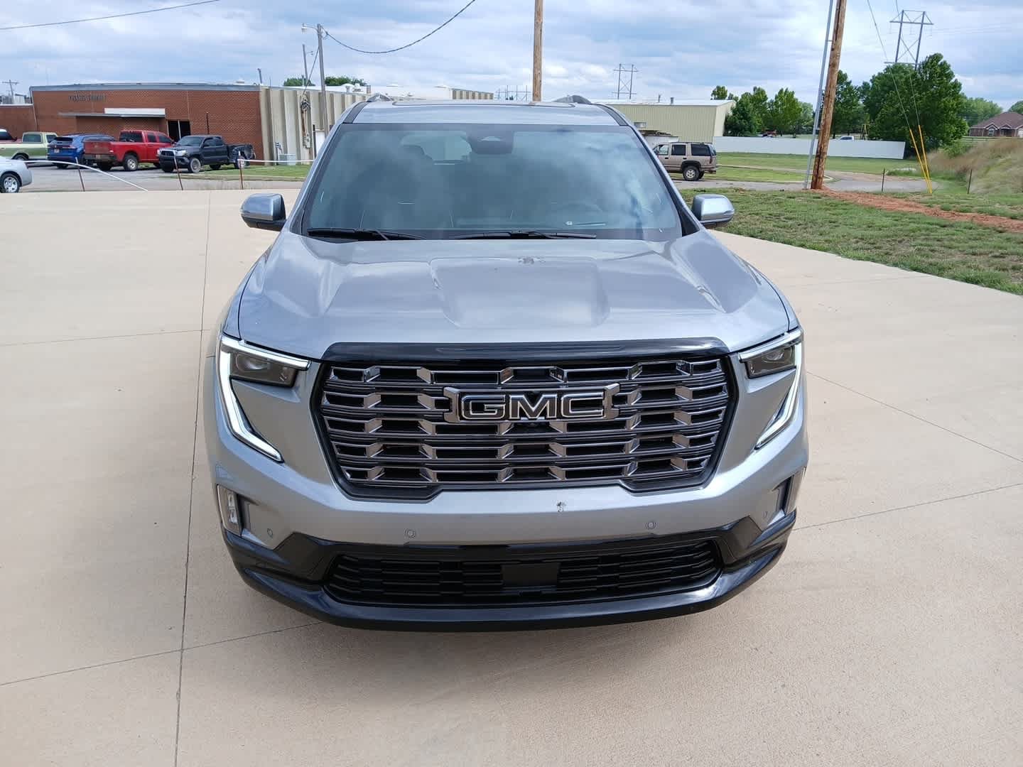 New 2026 GMC Acadia Denali Ultimate w/ LPO, Floor Liner Package AWD/4WD image 10