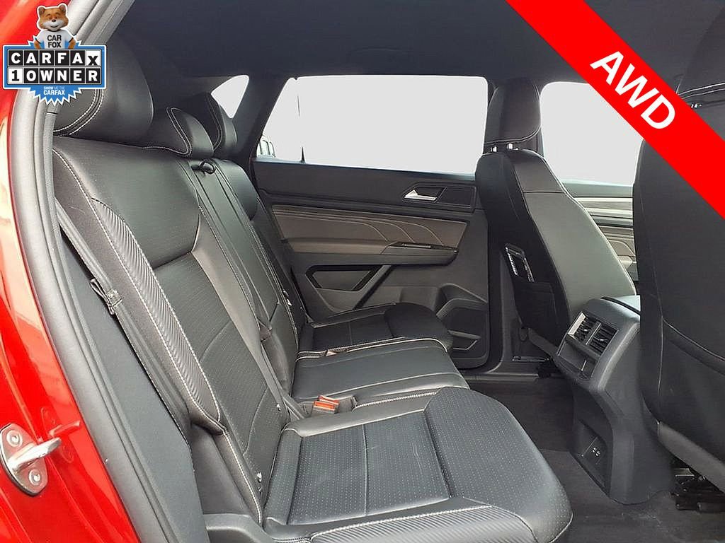 Used 2022 Volkswagen Atlas Cross Sport SE image 12