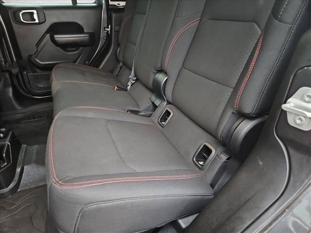 Used 2023 Jeep Gladiator Rubicon w/ LED Lighting Group AWD/4WD image 19