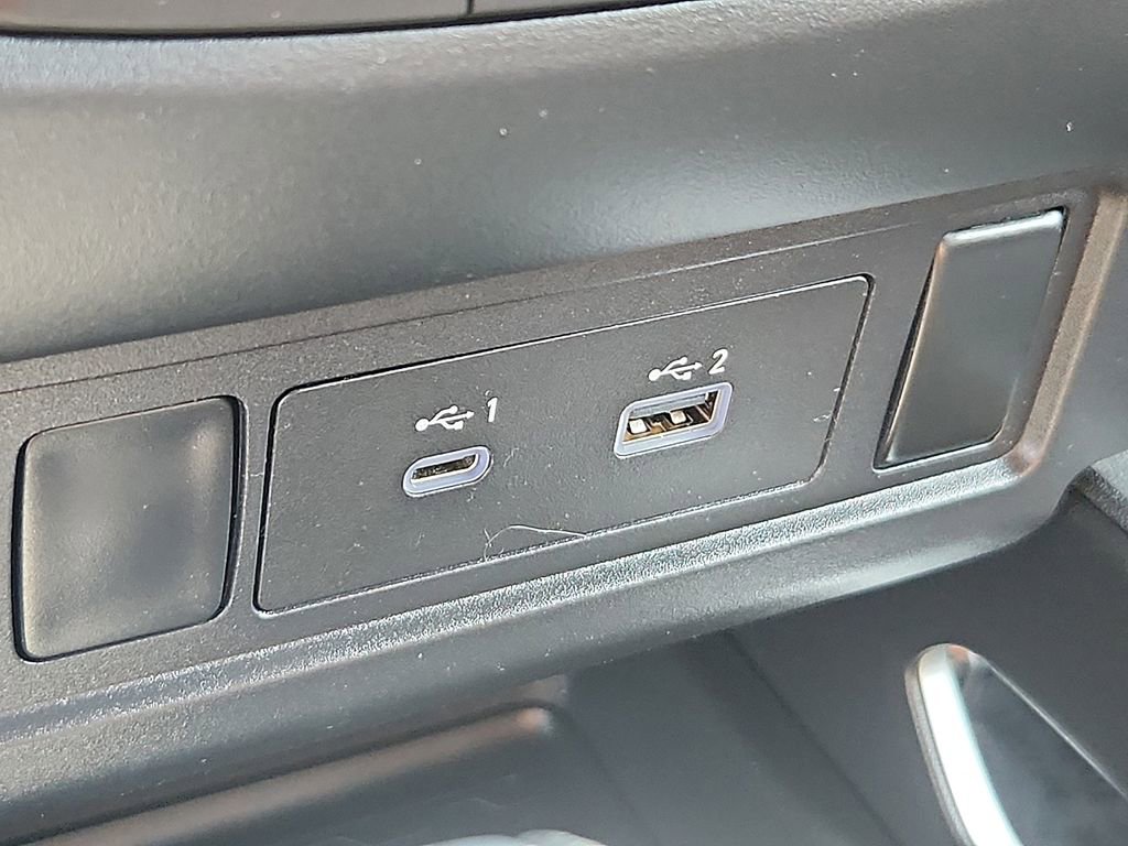 Certified 2022 Nissan Frontier SV image 23