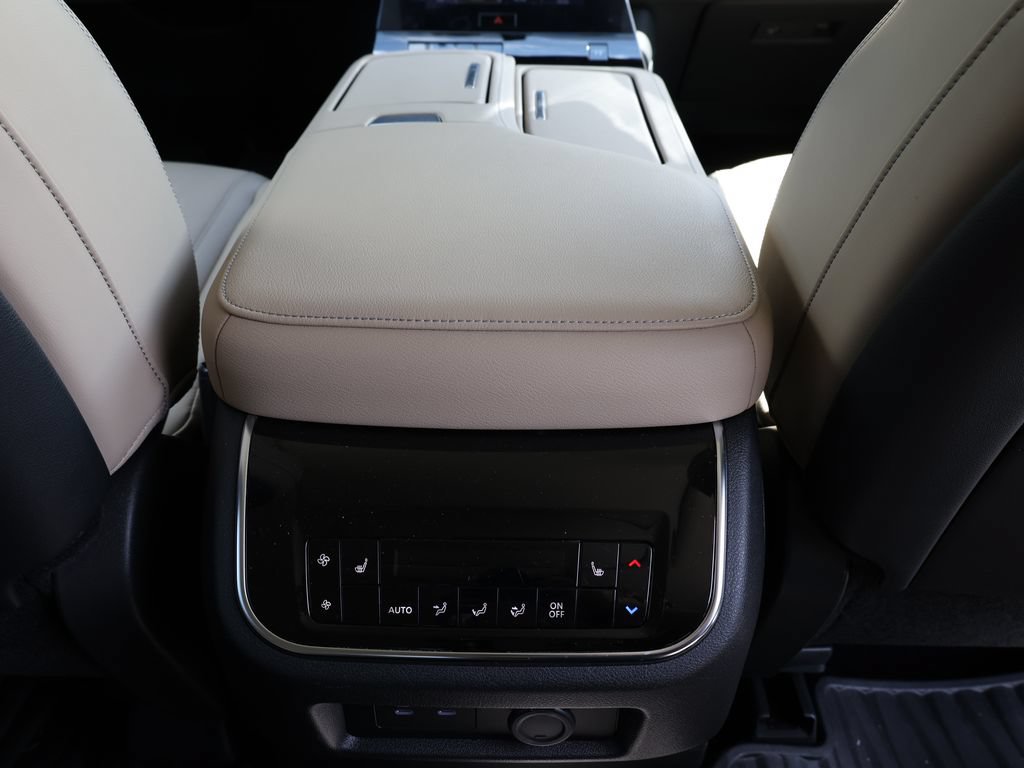 Used 2026 INFINITI QX80 Pure w/ Cargo Package RWD image 29