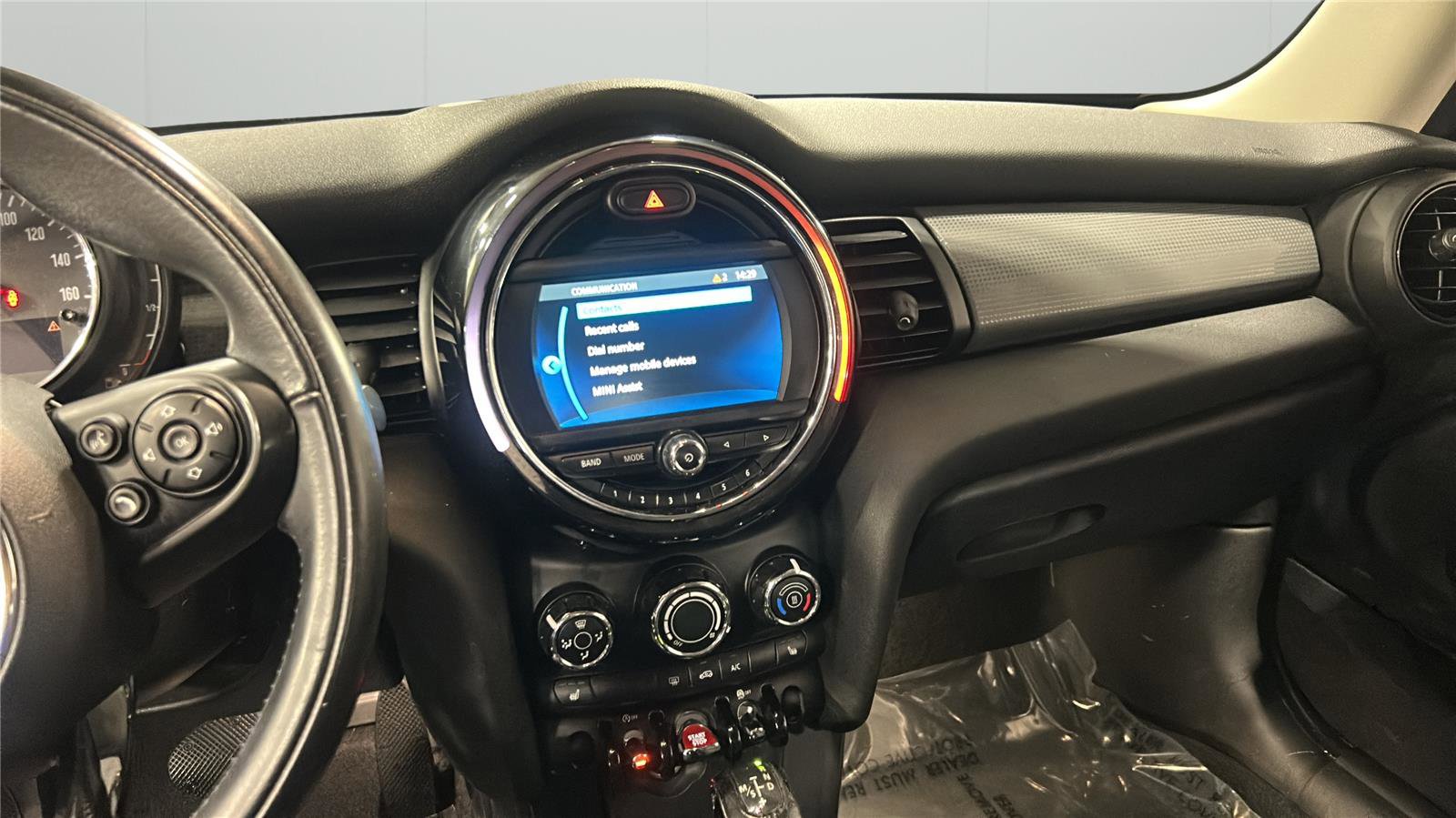 Used 2019 MINI Cooper 2-Door Hardtop w/ Storage Package FWD image 17