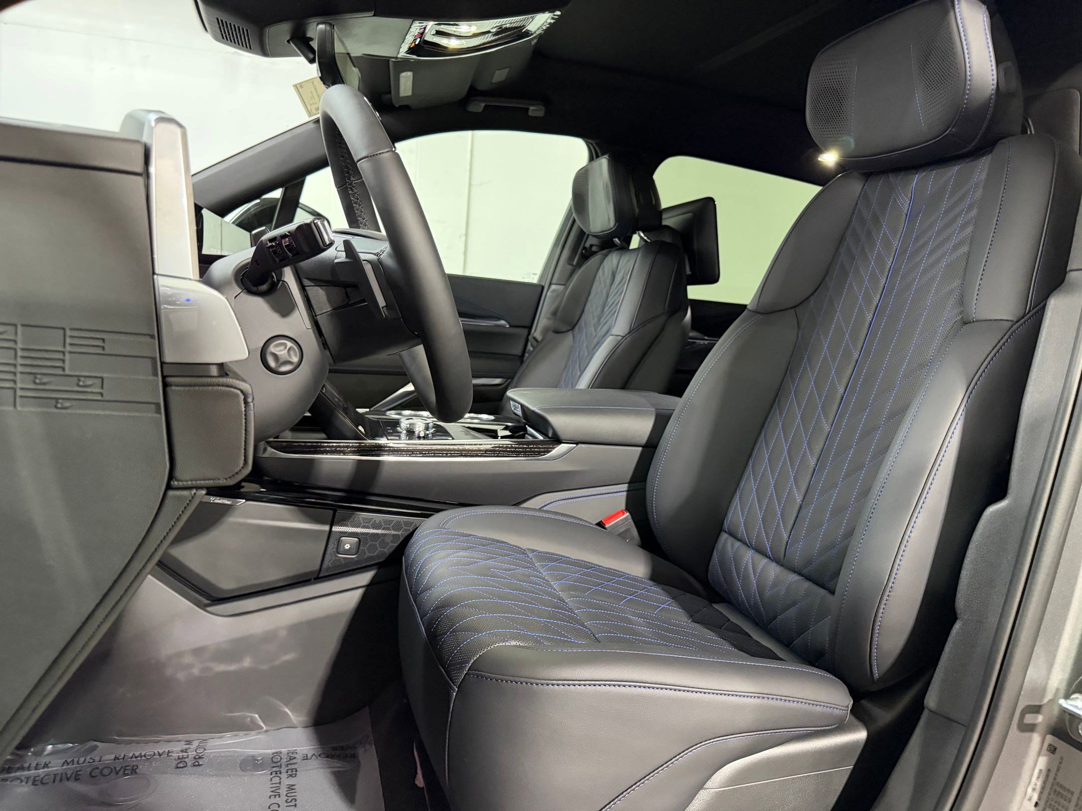 New 2026 Cadillac Escalade IQ Luxury 1 AWD/4WD image 4