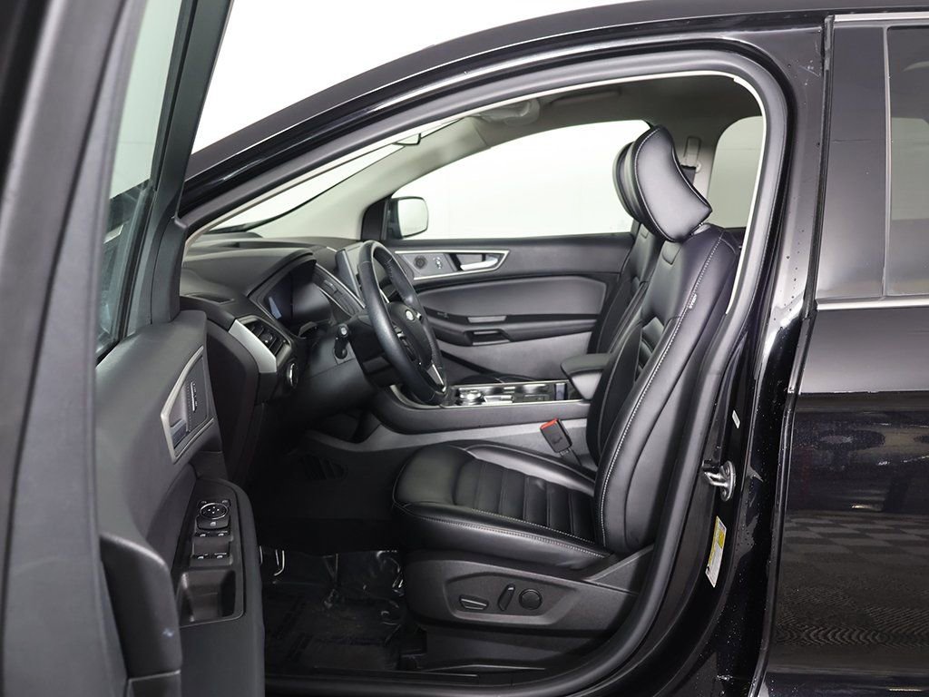 Used 2024 Ford Edge SEL image 28