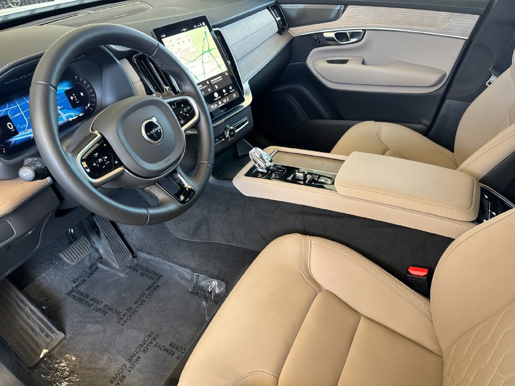 Certified 2026 Volvo XC90 B6 Plus AWD/4WD image 9