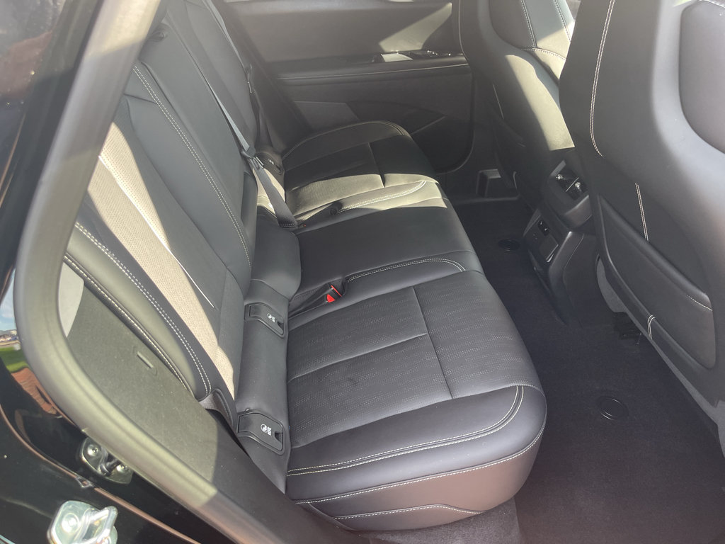 Used 2025 Cadillac Optiq Luxury 2 AWD/4WD image 34