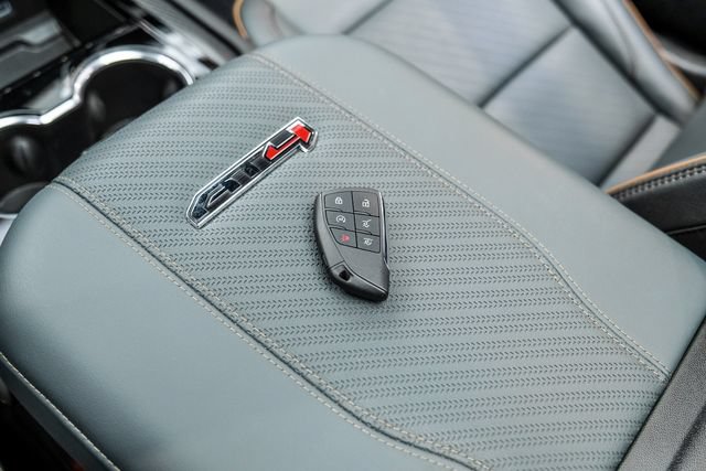 Used 2026 GMC Yukon AT4 w/ AT4 Premium Plus Package AWD/4WD image 82