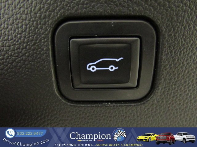 Used 2018 Buick Enclave Essence AWD/4WD image 14