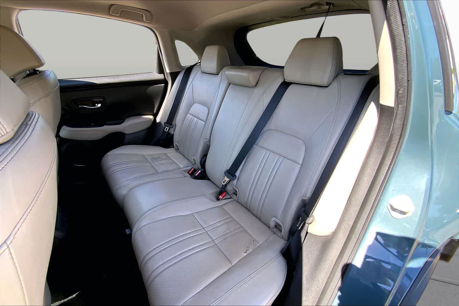 Used 2023 Honda HR-V EX-L image 20