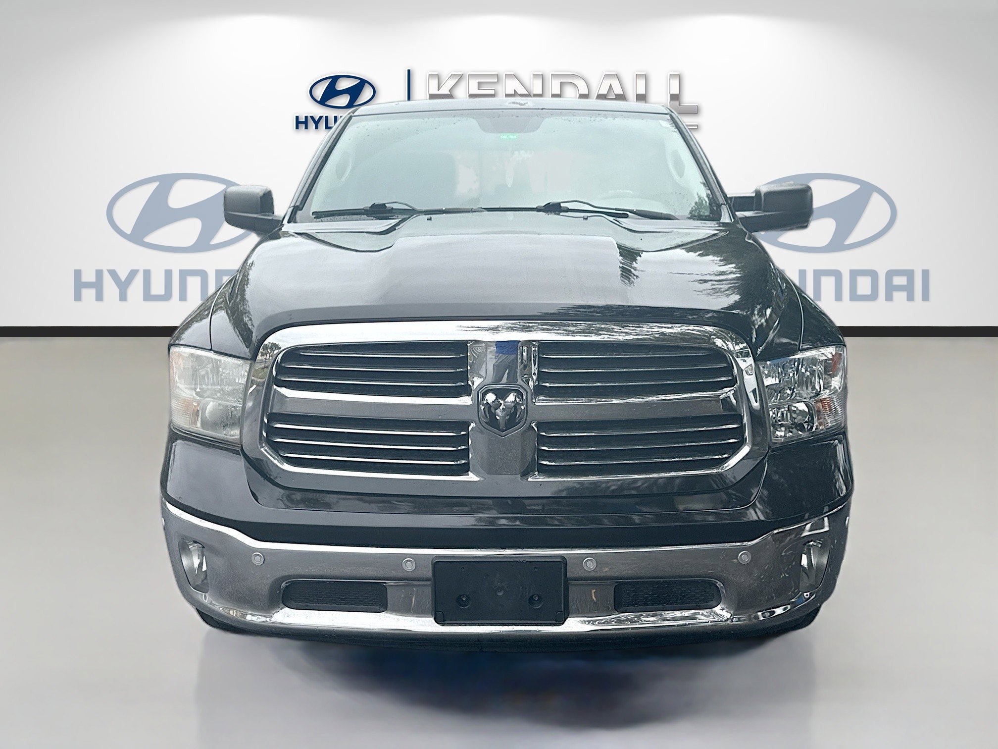 Used 2020 RAM 1500 Laramie image 2