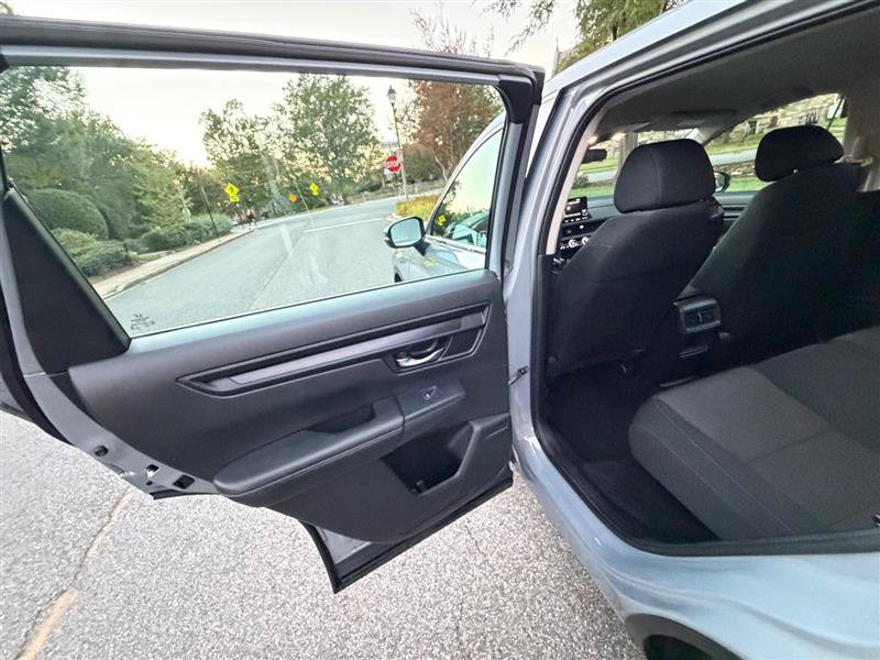 Used 2024 Honda CR-V LX image 30