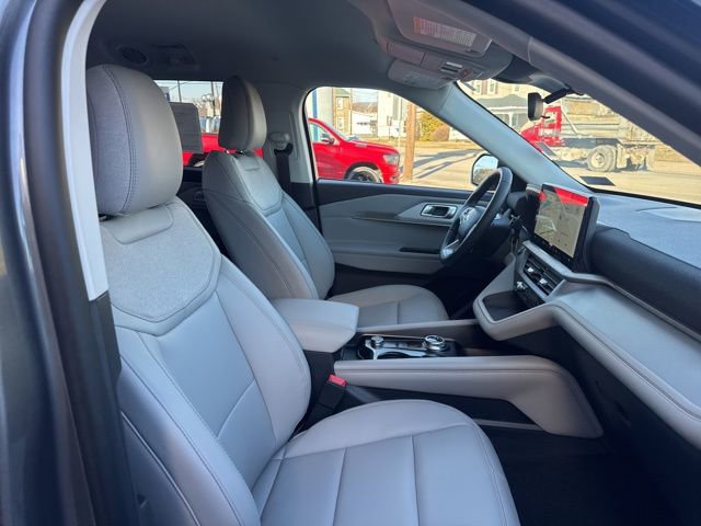 New 2026 Ford Explorer Active w/ Active Comfort Package AWD/4WD image 28
