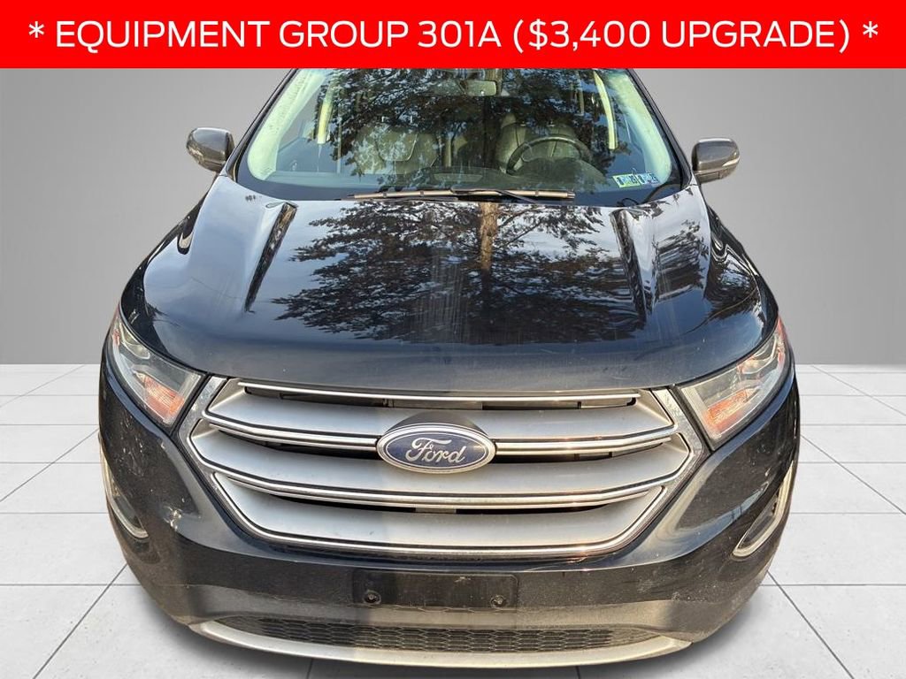 Used 2018 Ford Edge Titanium w/ Equipment Group 301A image 2