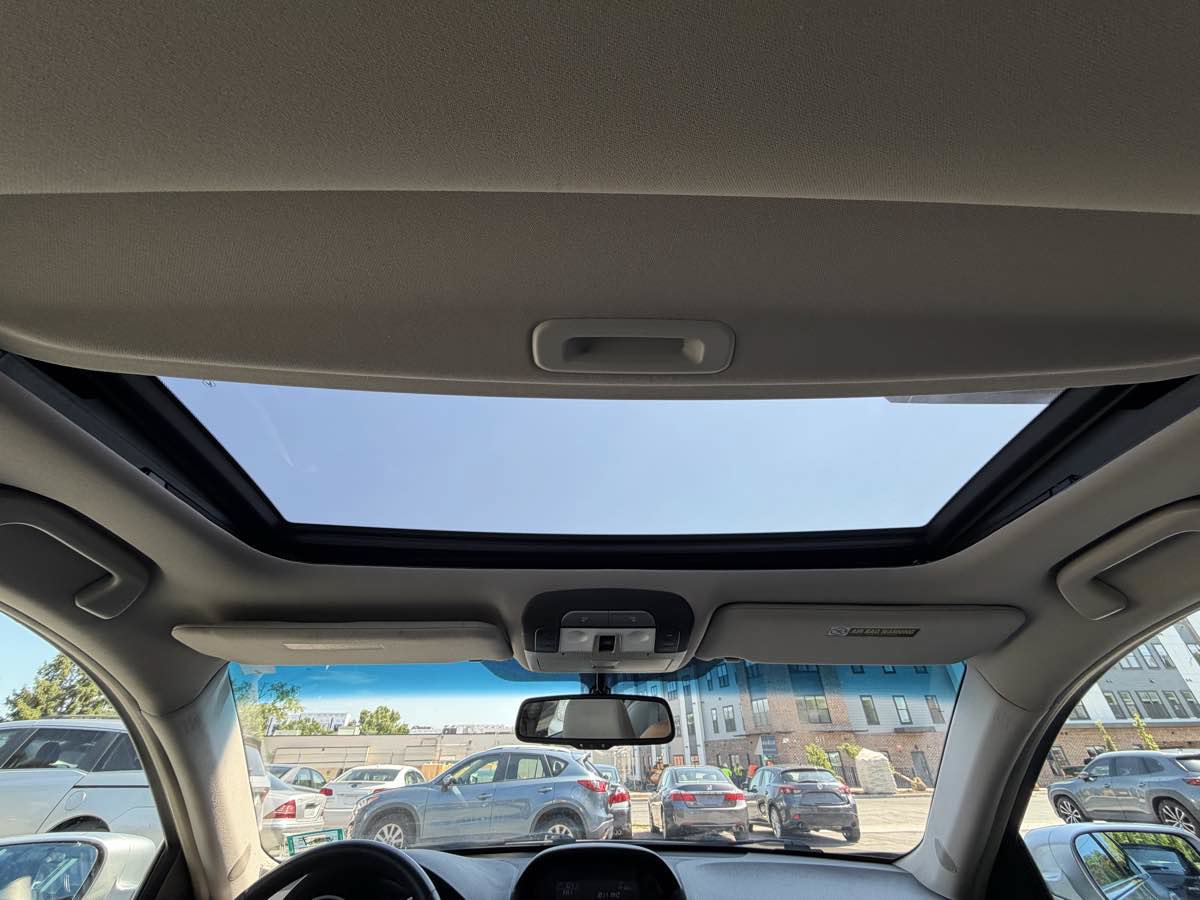 Used 2012 Acura TL FWD image 21